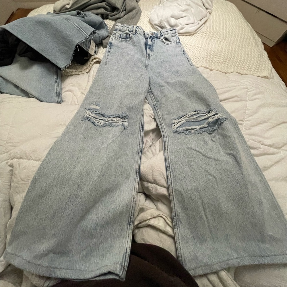 Zara wide leg jeans. Brand new.